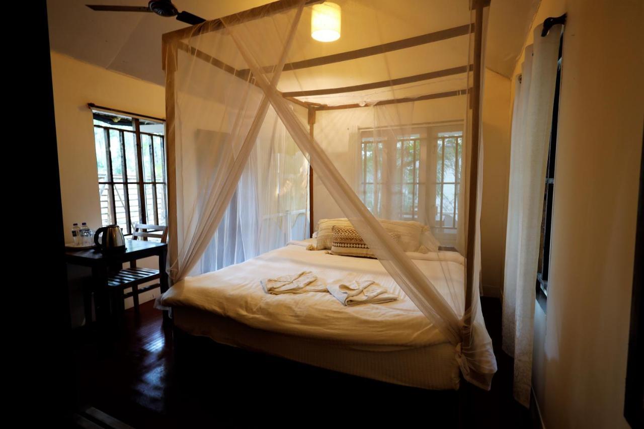 Temple Garden Seaside Cottages ปาโลเลม ภายนอก รูปภาพ