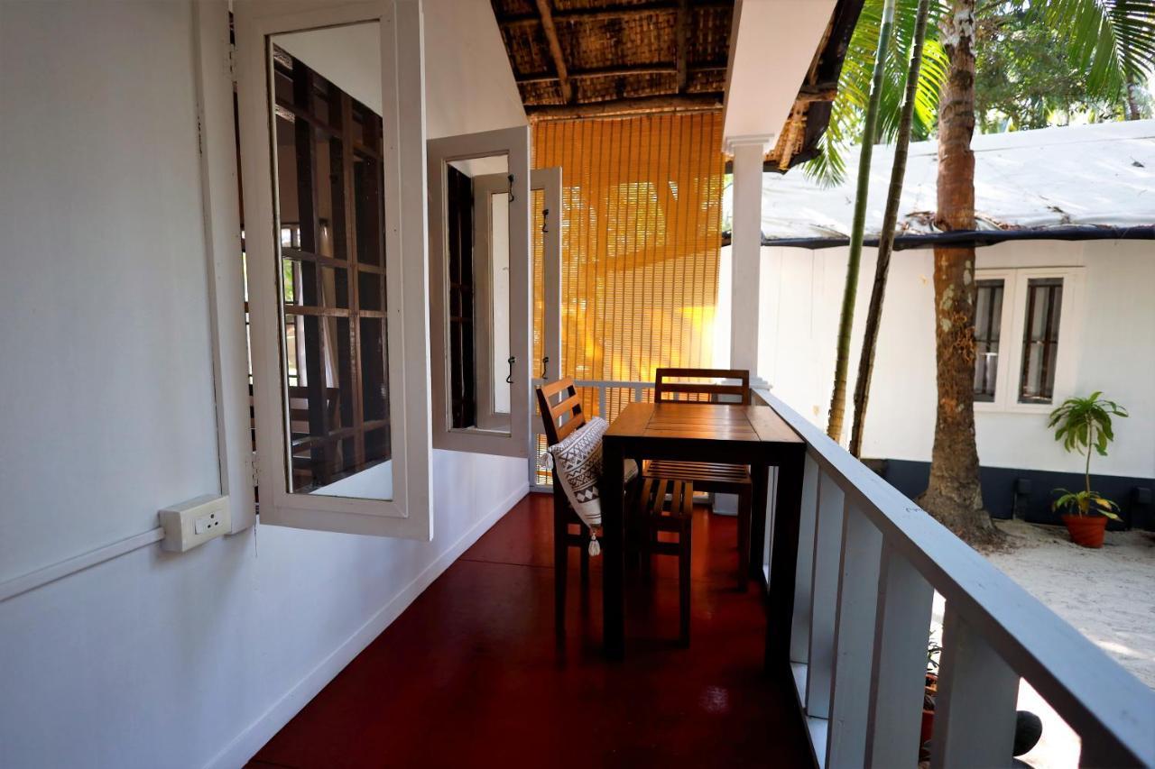 Temple Garden Seaside Cottages ปาโลเลม ภายนอก รูปภาพ