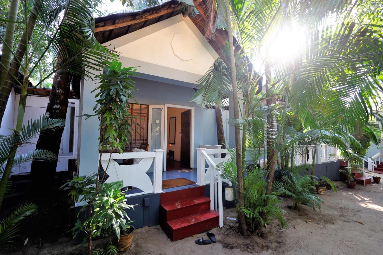 Temple Garden Seaside Cottages ปาโลเลม ภายนอก รูปภาพ