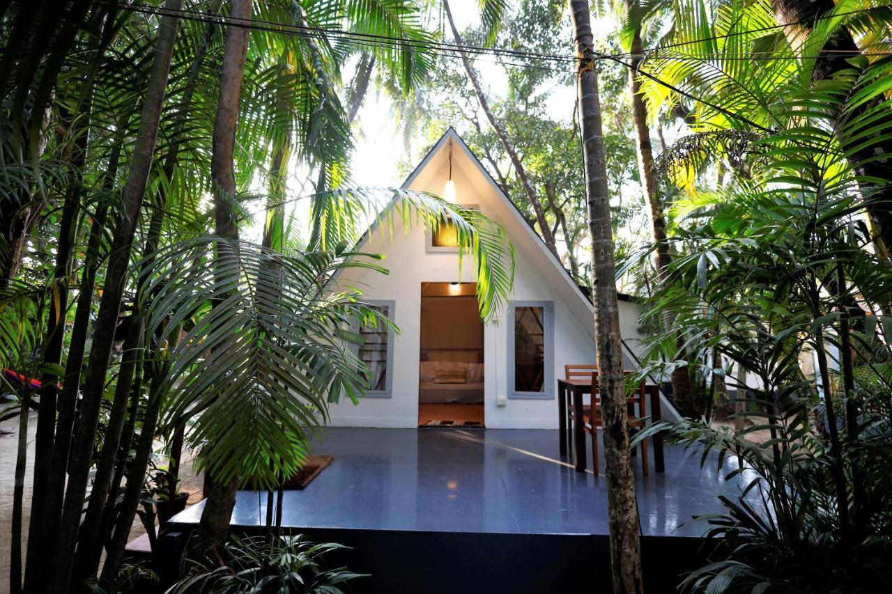 Temple Garden Seaside Cottages ปาโลเลม ภายนอก รูปภาพ