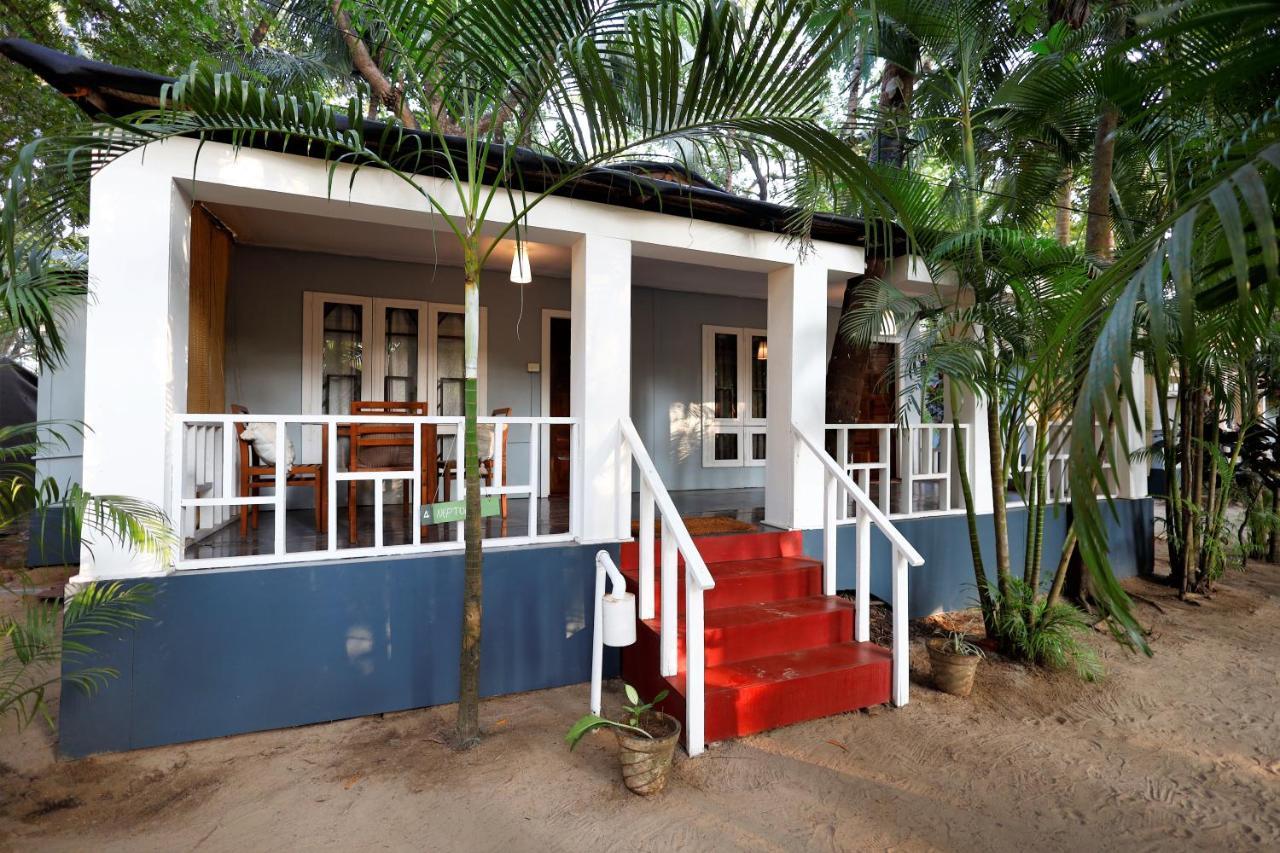 Temple Garden Seaside Cottages ปาโลเลม ภายนอก รูปภาพ
