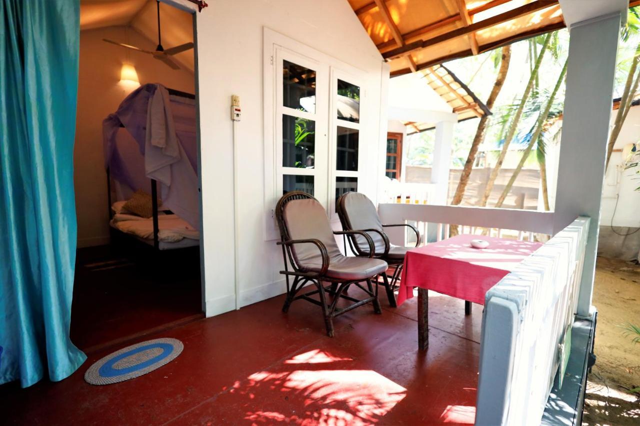 Temple Garden Seaside Cottages ปาโลเลม ภายนอก รูปภาพ