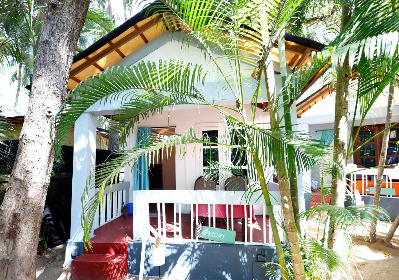 Temple Garden Seaside Cottages ปาโลเลม ภายนอก รูปภาพ