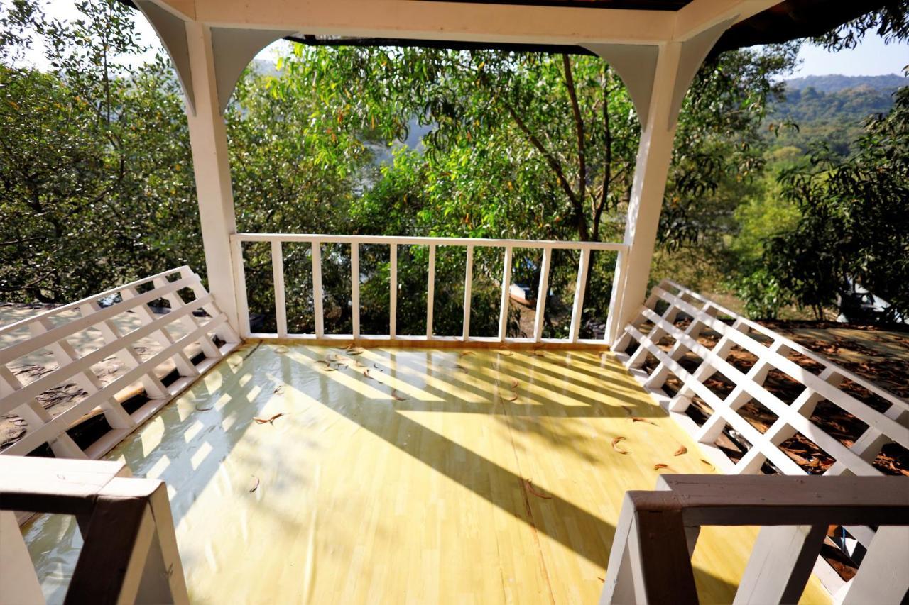 Temple Garden Seaside Cottages ปาโลเลม ภายนอก รูปภาพ
