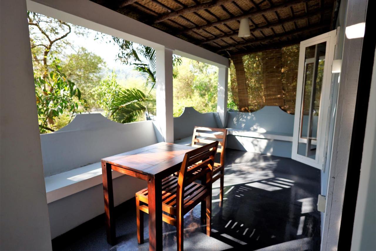 Temple Garden Seaside Cottages ปาโลเลม ภายนอก รูปภาพ
