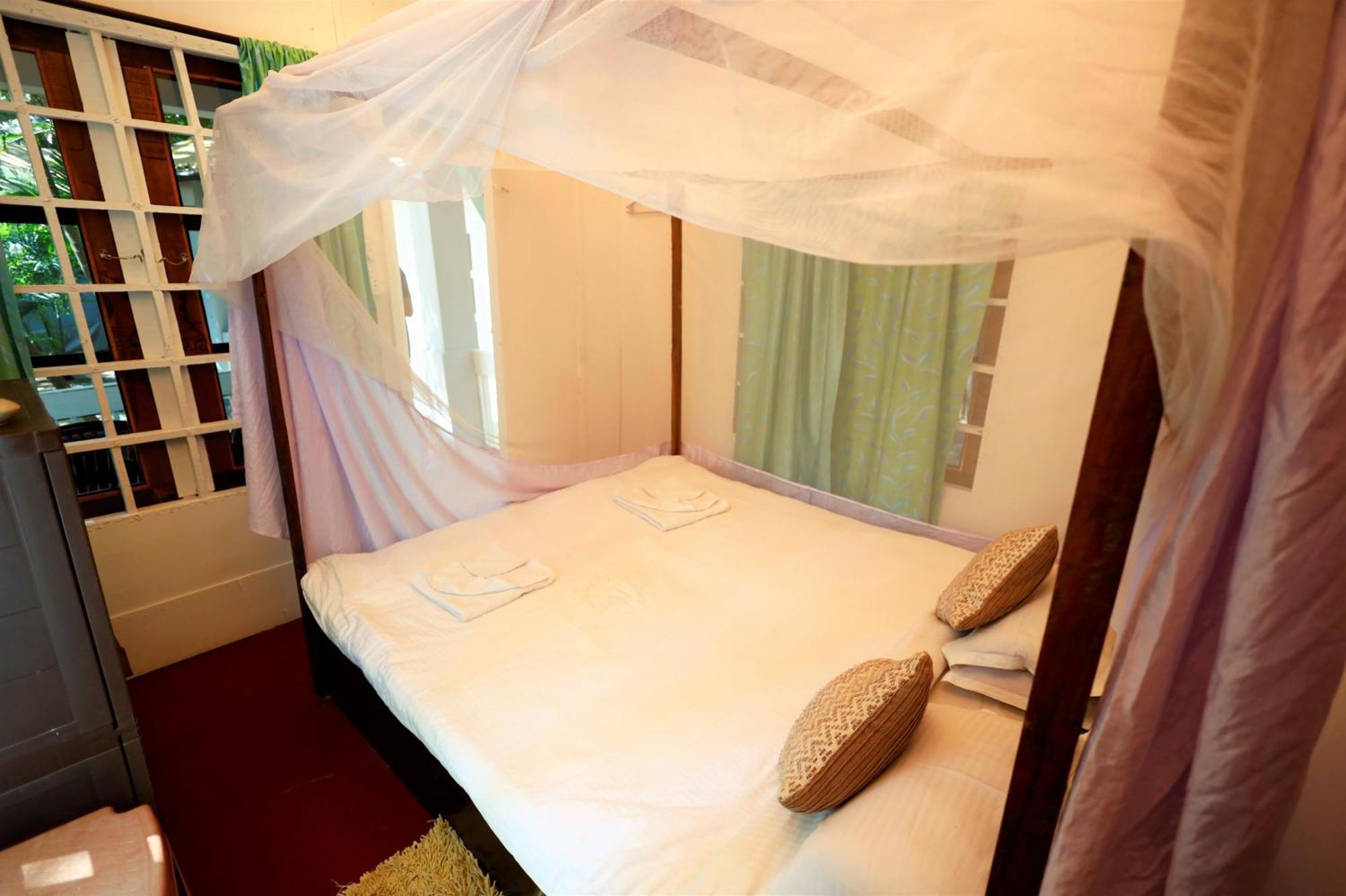 Temple Garden Seaside Cottages ปาโลเลม ภายนอก รูปภาพ